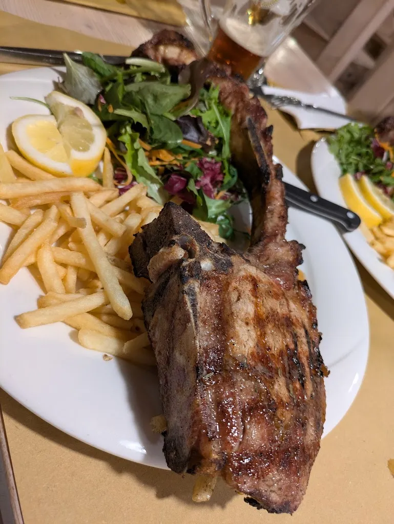 Brasserie Strubbe Piastroni_Borso del Grappa_slider_image_2