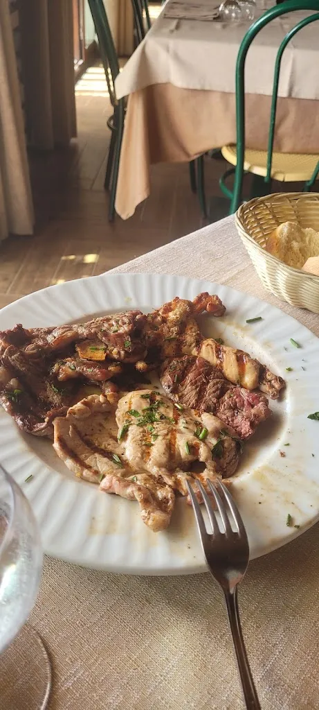 Giuseppe Sau_Agriturismo La Baita_Borso del Grappa_review