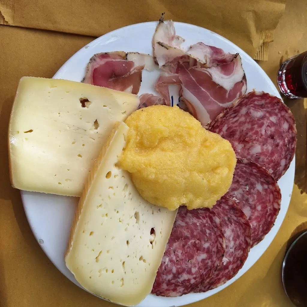 Malga Moda_Borso del Grappa_slider_image_2