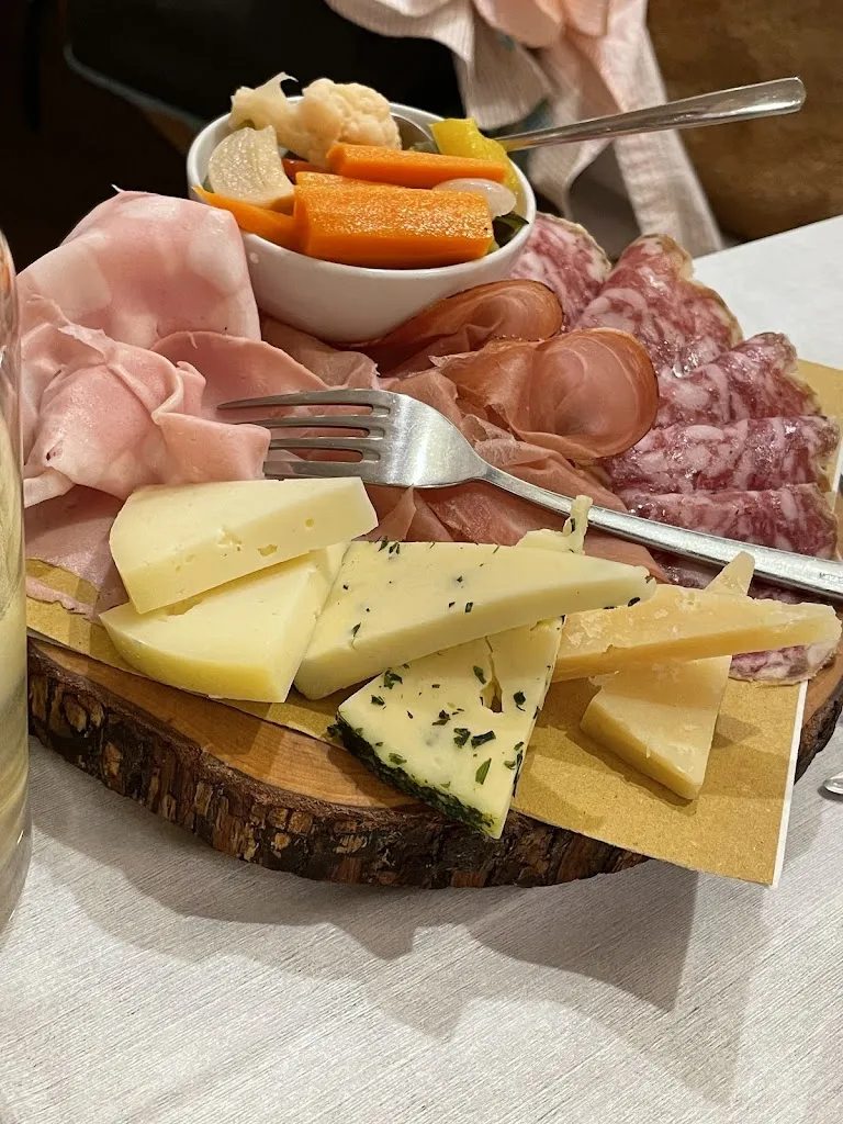 Victoria Gorbatenko_La Marmacola_Bosco Chiesanuova_review