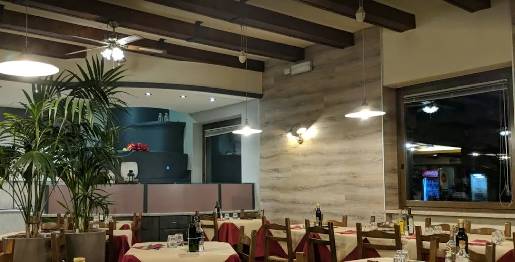 Ristorante Veneranda_Bosco Chiesanuova_slider_image_1