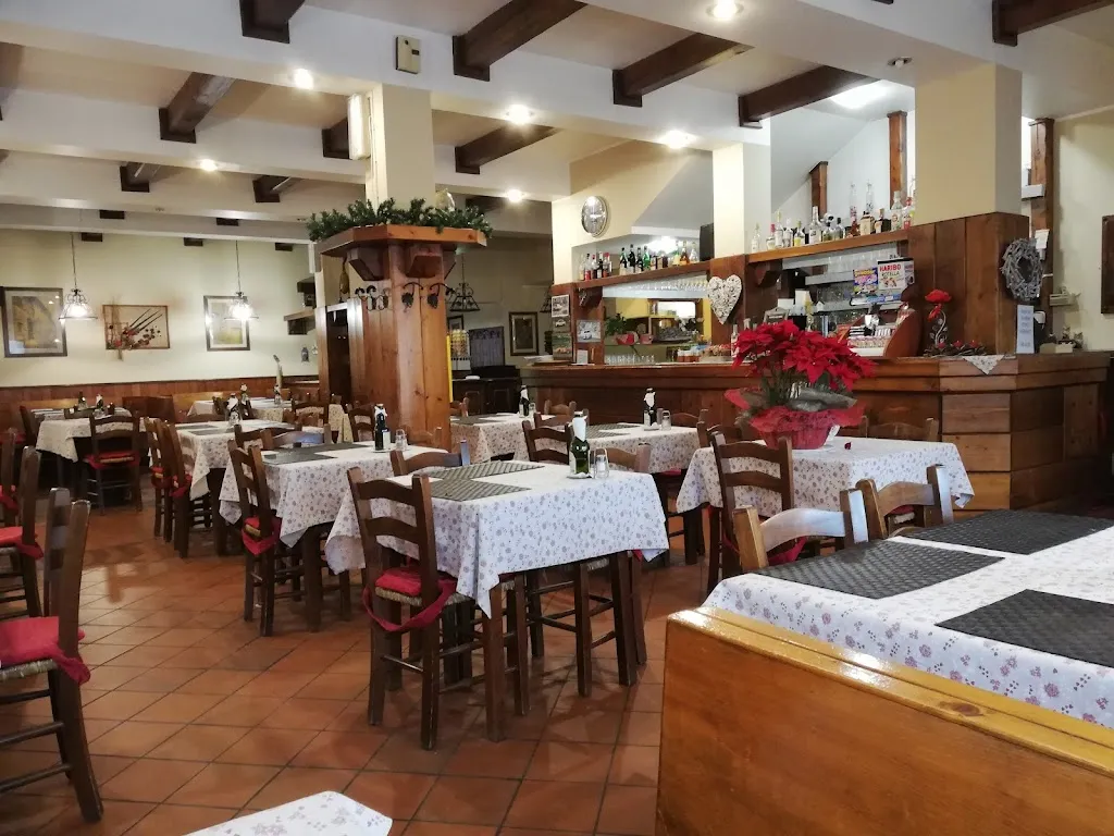 Serena Boselli_La Caneva_Bosco Chiesanuova_review