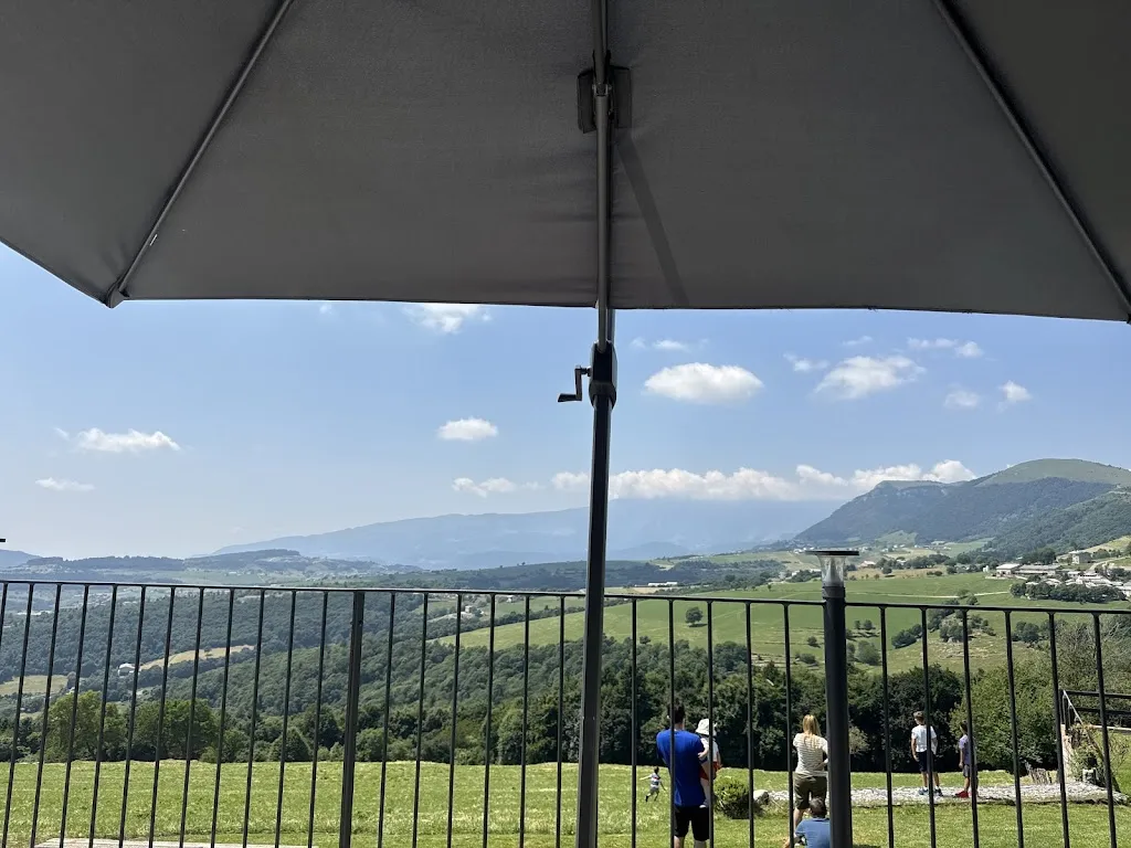 Afik Katz_La Stua SNC_Bosco Chiesanuova_review