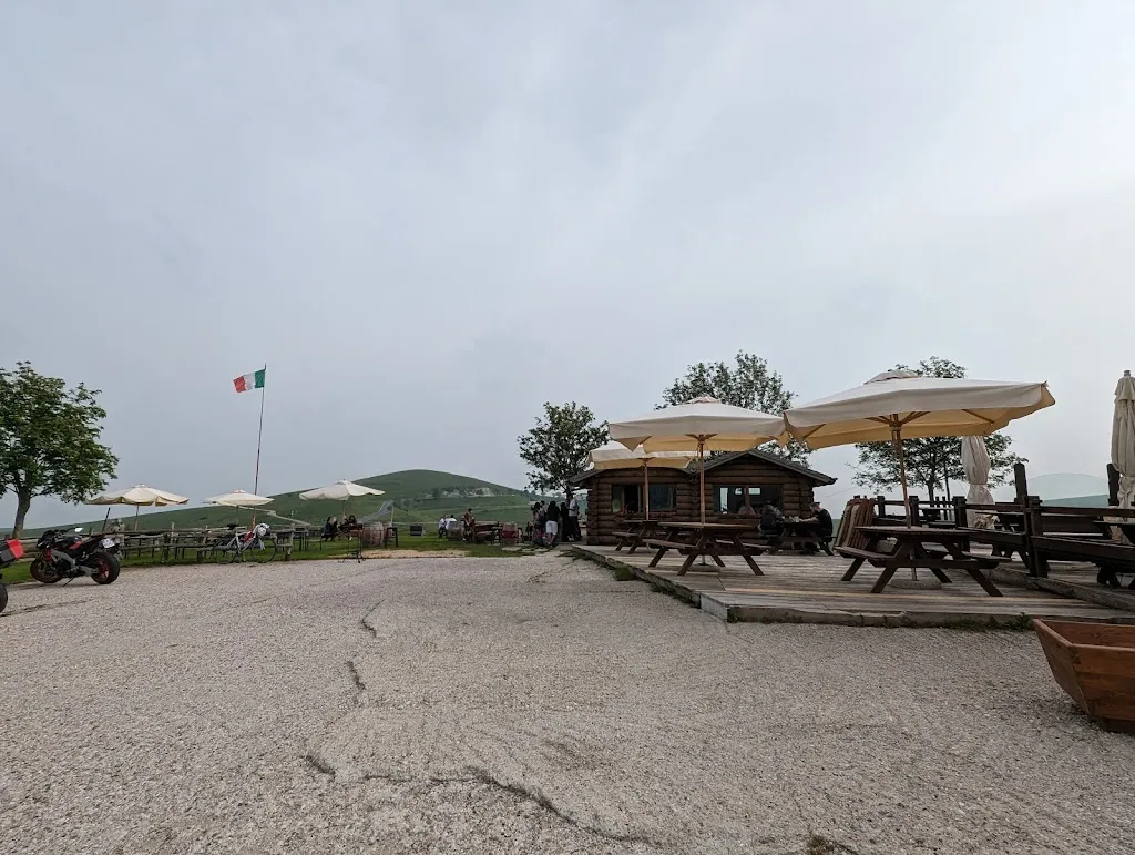 Camilla Zamboni_Parparo Vecchio_Bosco Chiesanuova_review