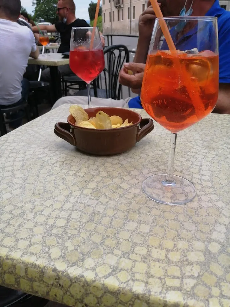 Monkey's Cafè e Pizzeria_Brendola_slider_image_3