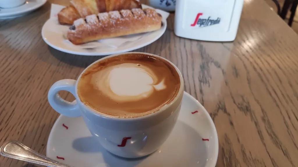 Menu_Bar Collodi_Brendola_image_3