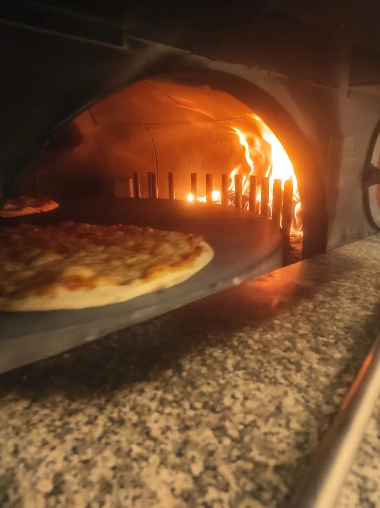 Pronto Pizza di Luca Giannaccari & C. S.a.s._Bovolone_slider_image_3