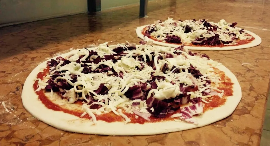 Ok Pizza Food_Bovolone_slider_image_2