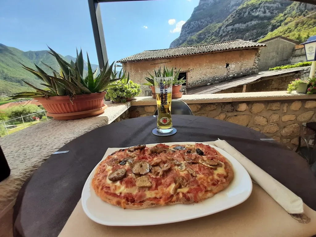 Malù Bar_Brentino Belluno_slider_image_2