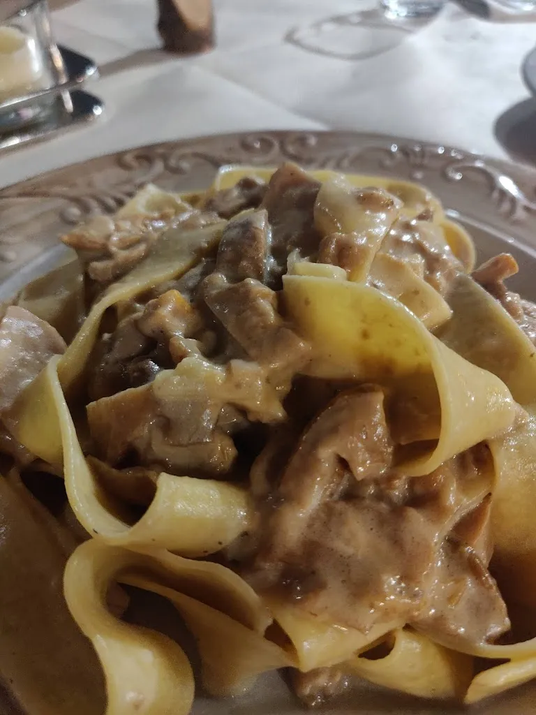 Agriturismo Castel ristorante a Brentino Belluno