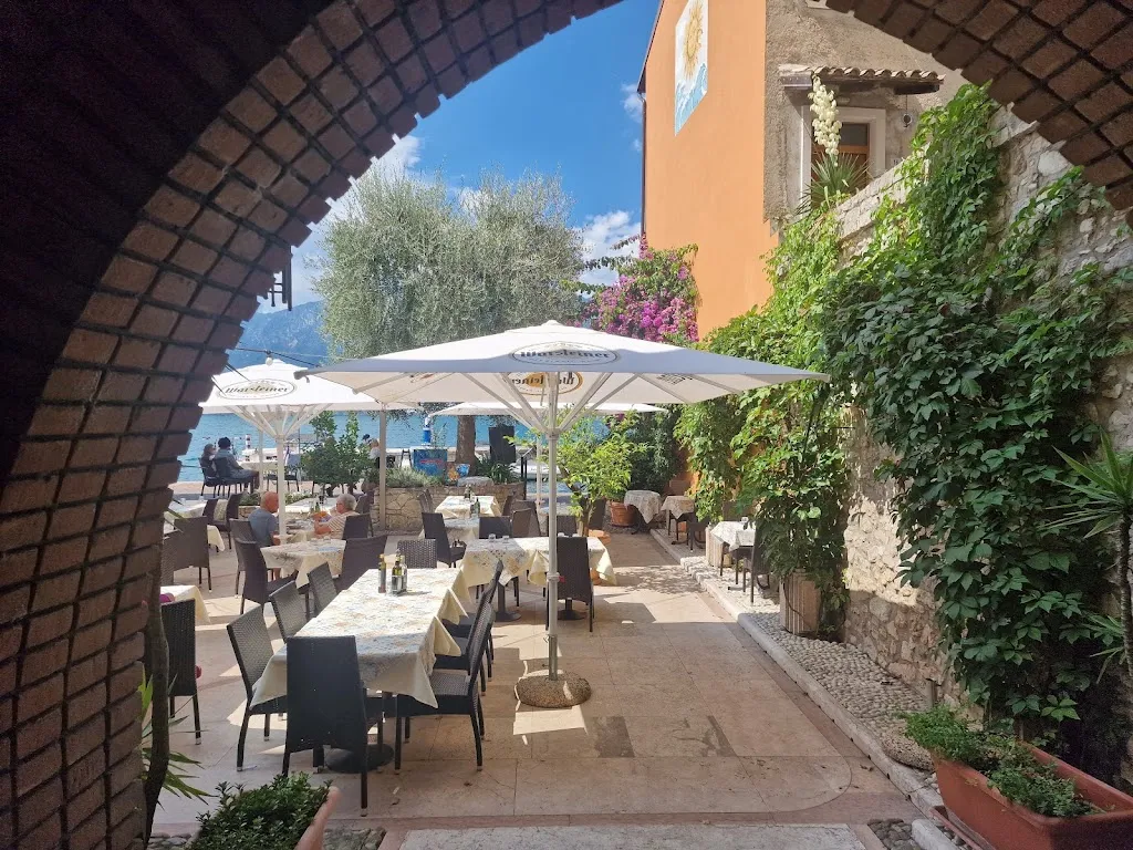 Osteria Al Pescatore_Brenzone_slider_image_3