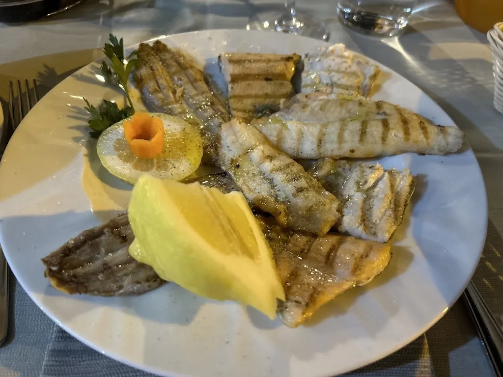 Mira Hörkkö_Taverna del Capitano_Brenzone_review