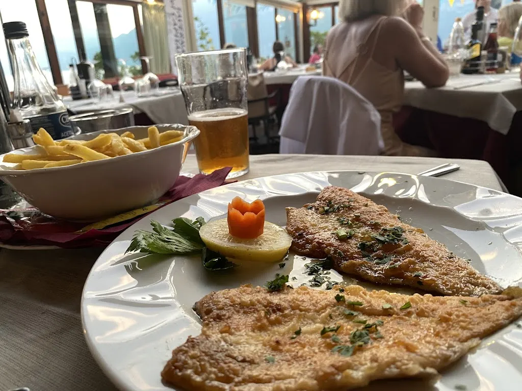 Chia-Yin Hung_Taverna del Capitano_Brenzone_review