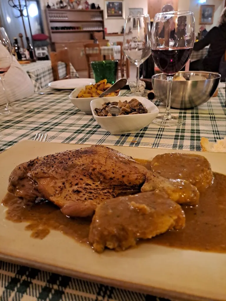 Nikola Papánková_Ristorante Bar Edelweiss_Brenzone_avis