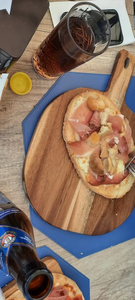 Debra Reader_Bar Lido Assenza_Brenzone_review