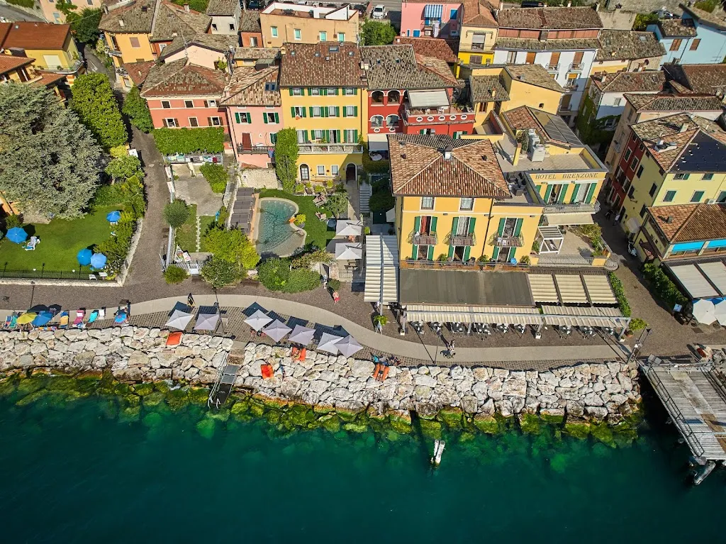 Lake Front Hotel Brenzone_Brenzone_slider_image_1