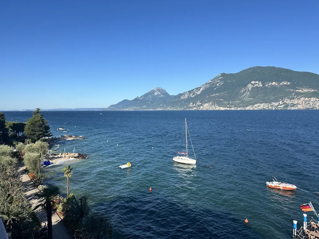 Katie Sheldon_Belfiore Park Hotel 4 Superior _Brenzone_review