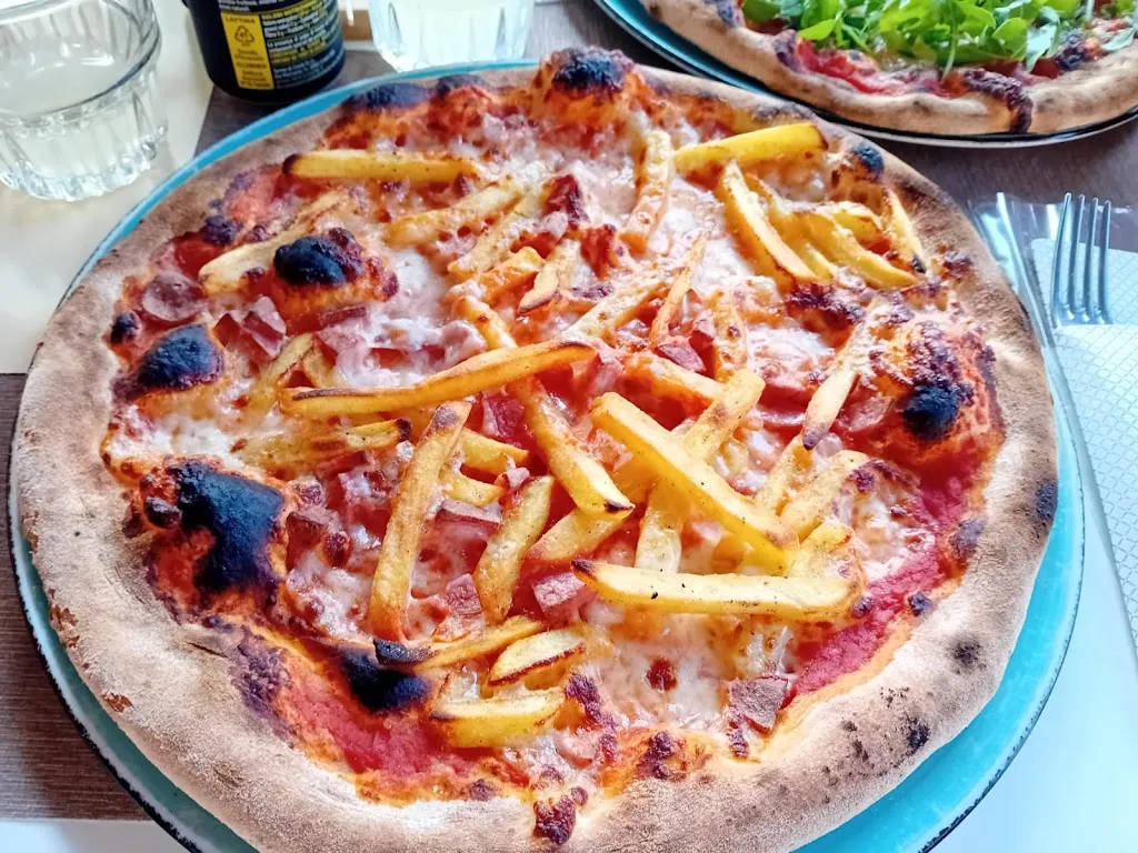 Catriona Irwin_Ristorante Pizzeria Caprice_Brenzone_recensione