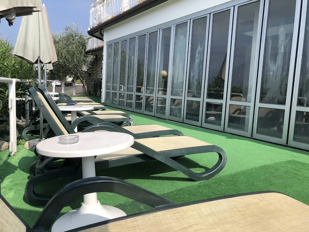 Emma-Claire Leonard_Hotel Eden Gardasee - Lago di garda - Lake Garda_Brenzone_review