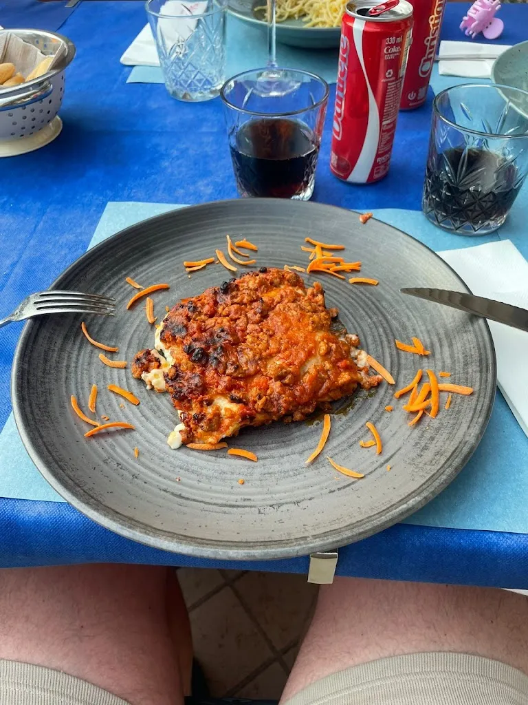 Sandy_Hotel Luisa_Brenzone_review