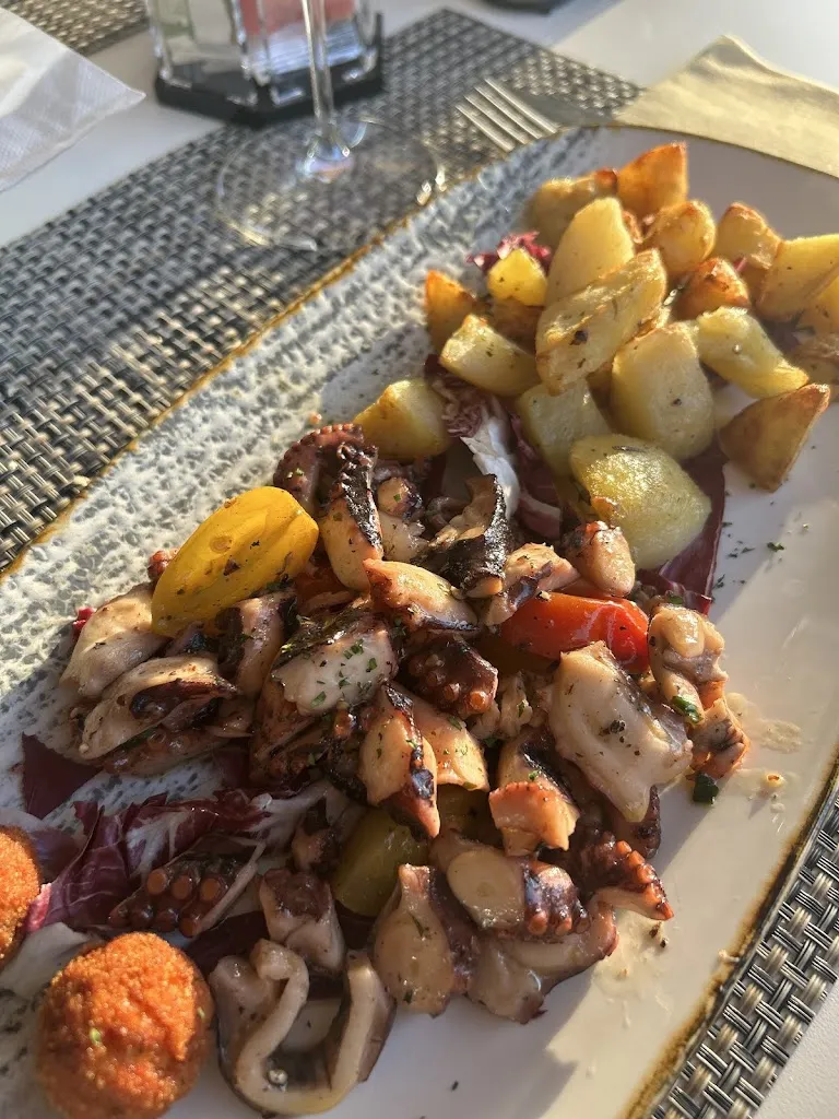 Menu_June Beach Restaurant & Bar_Brenzone_image_8