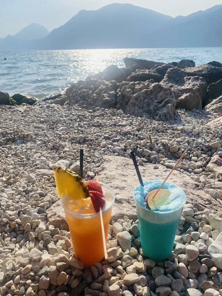 Katrin Völker_June Beach Restaurant & Bar_Brenzone_review