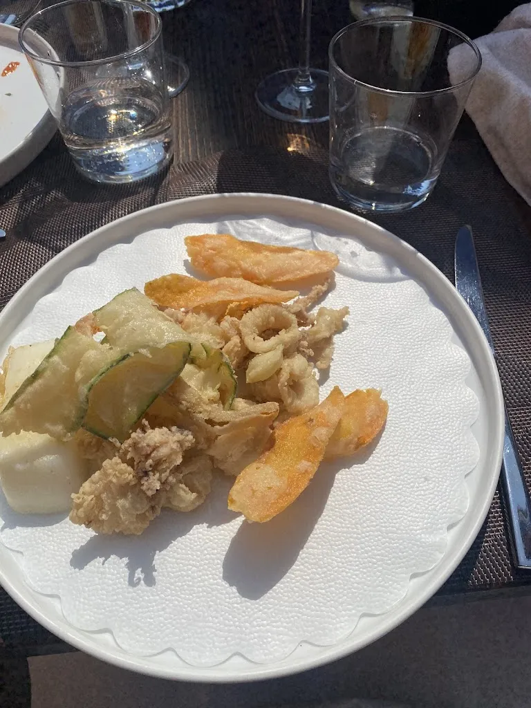 Michelle Obee_Riva Rosa_Burano_review