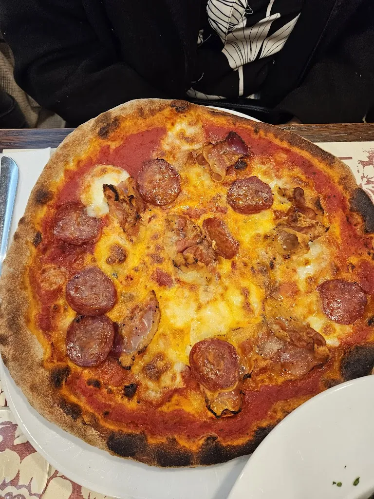 Isuru Dissanayake_Ristorante Pizzeria Principe_Burano_recensione