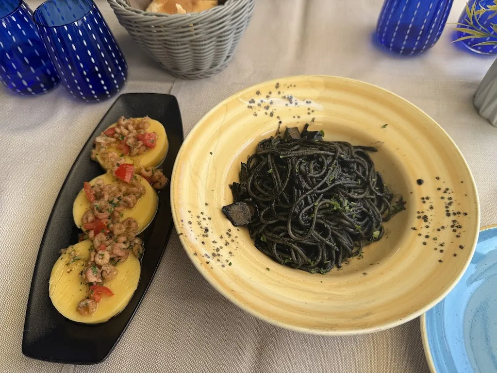 Trattoria Cafe' Vecio_Burano_slider_image_2