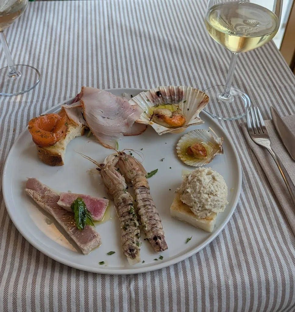 Osteria ae Bandiere_Burano_slider_image_3