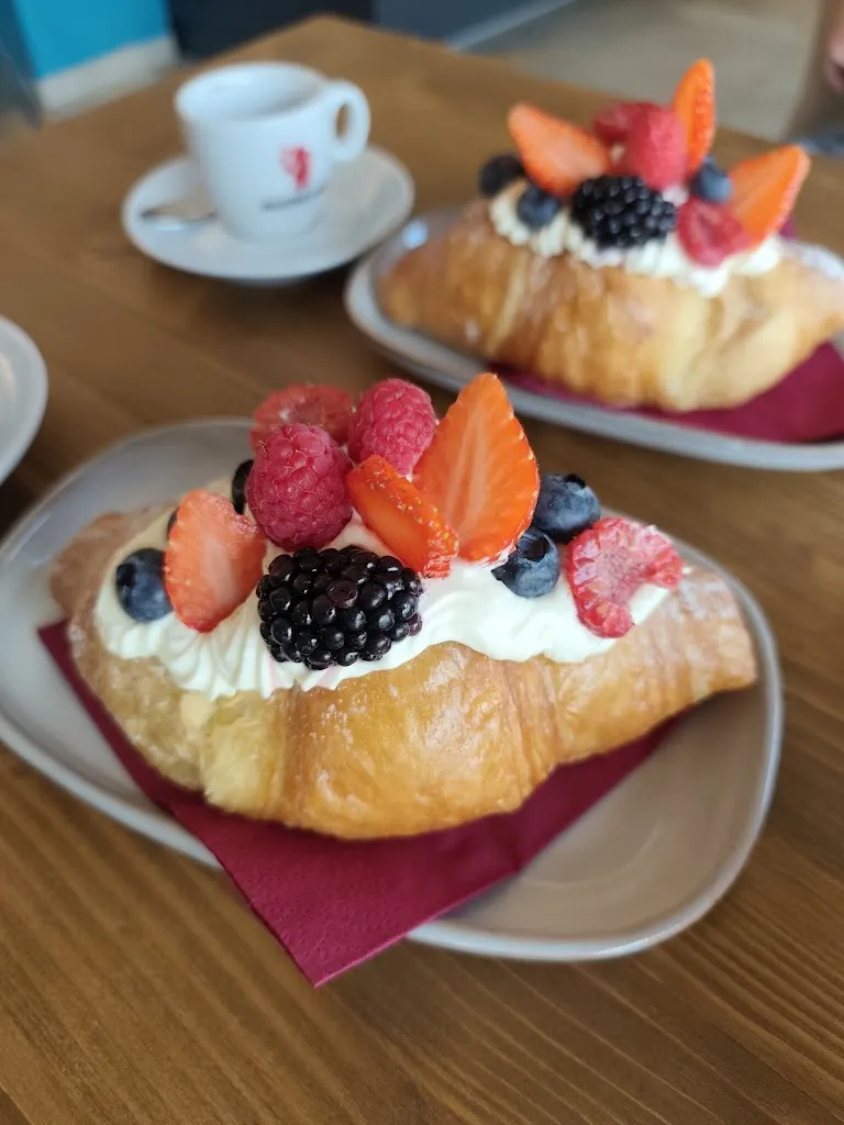 homefood_Brognoligo-Costalunga_slider_image_3