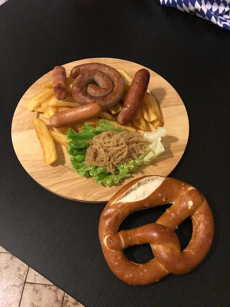 Menu_Bräustüberl München | Birreria, Cucina & Pizzeria_Brognoligo-Costalunga_immagine_8