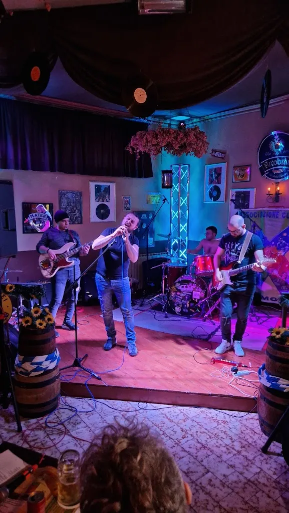 Silvia Signoretti_Bräustüberl München | Birreria, Cucina & Pizzeria_Brognoligo-Costalunga_recensione