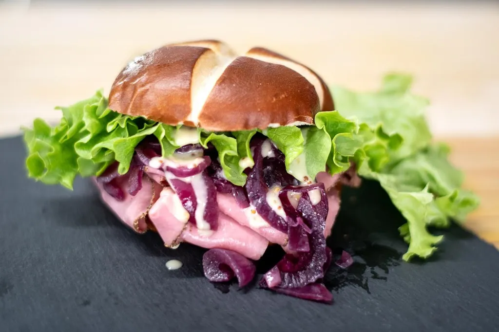 Little Charlie Pizza&Food_Brognoligo-Costalunga_slider_image_3