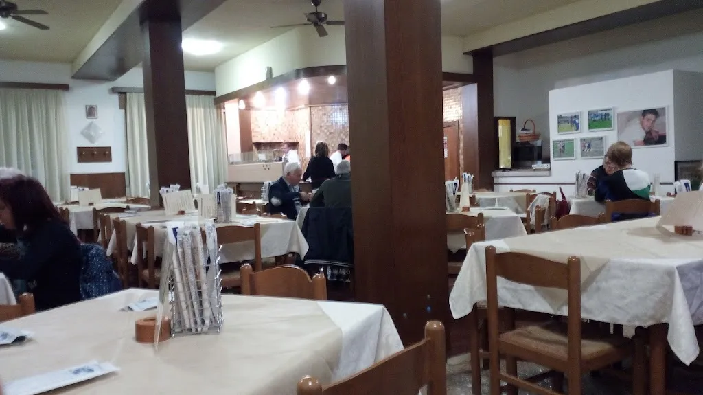 Bar Pizzeria Jolli Di Bonamigo Fernanda restaurant in Brognoligo-Costalunga