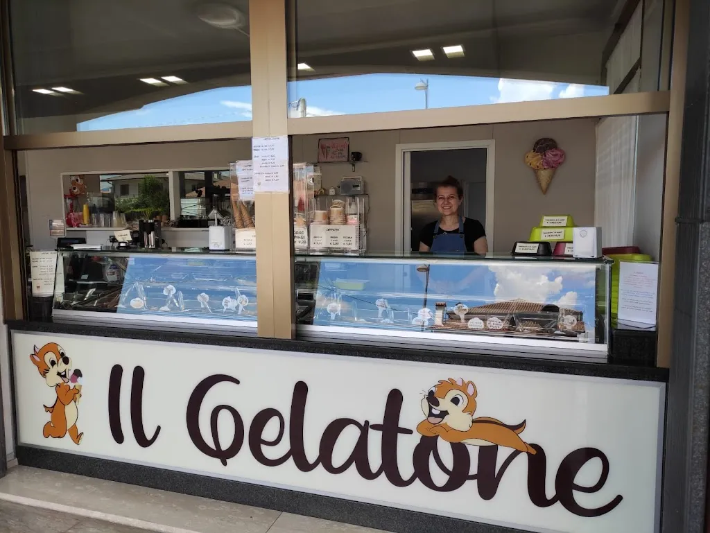 Il Gelatone restaurant in Ca' Rainati