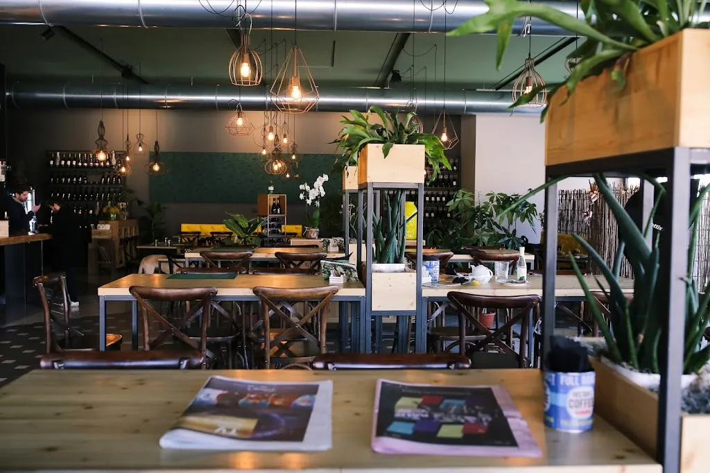 Habitat Bistrot Restaurant in Ca' Rainati