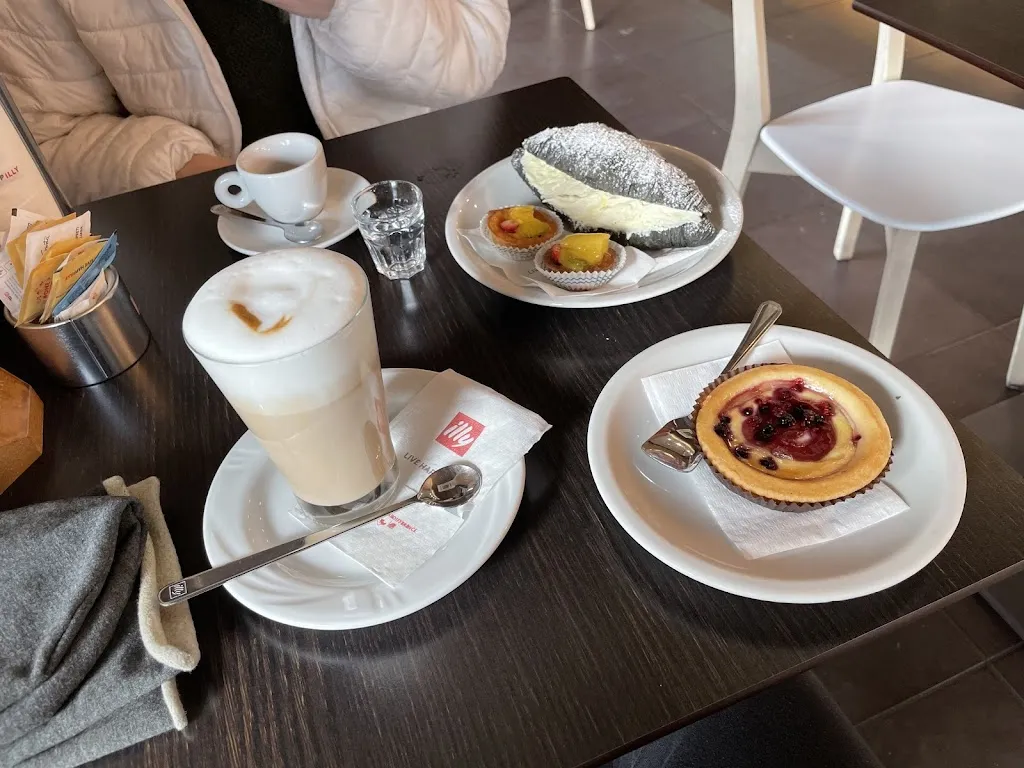 Caffé al Leone_Ca' degli Oppi_slider_image_2