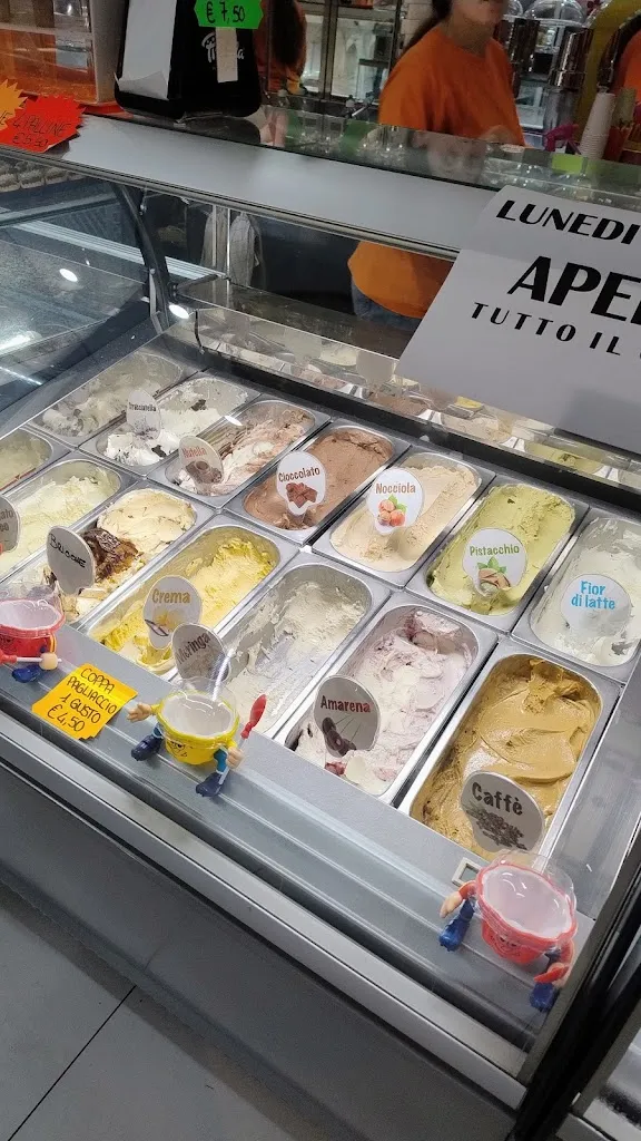 Giulia Petenazzi_CIOCCOLATTE_Ca' Tiepolo_review