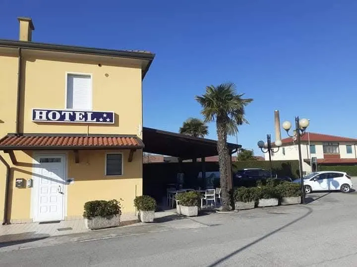 Cogito Ergo Sum_Hotel Ristorante Pizzeria 