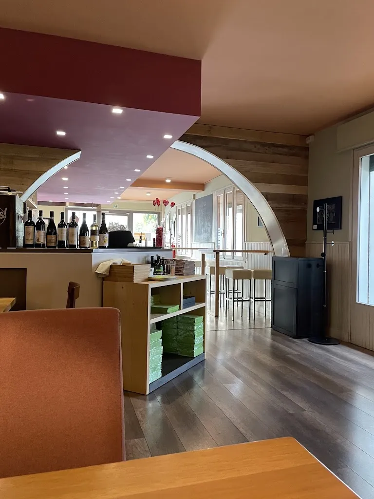 Italy Unfiltered_Hops Pub_Caerano di San Marco_review