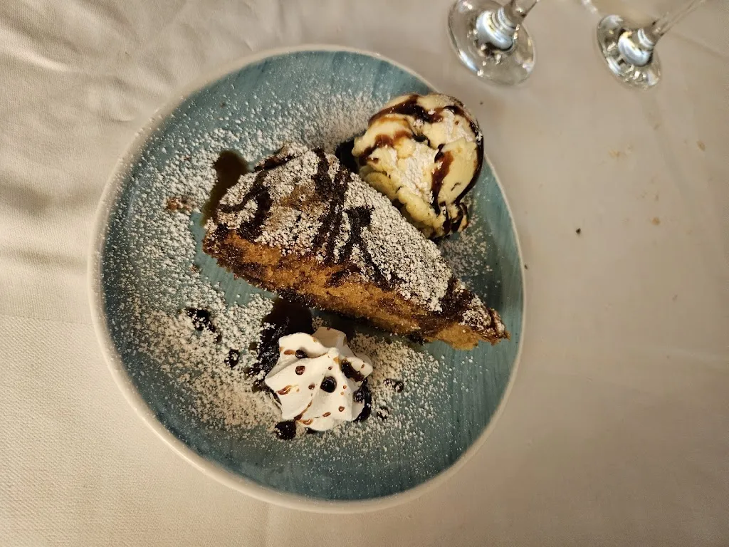 Hotel Corone_Caerano di San Marco_slider_image_2