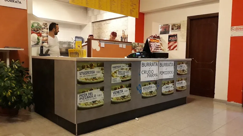 Pizzeria San Marco_Caerano di San Marco_slider_image_1