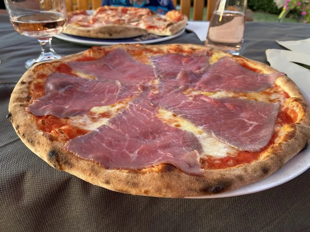 Pizzeria Gardesana_Bussolengo_slider_image_3