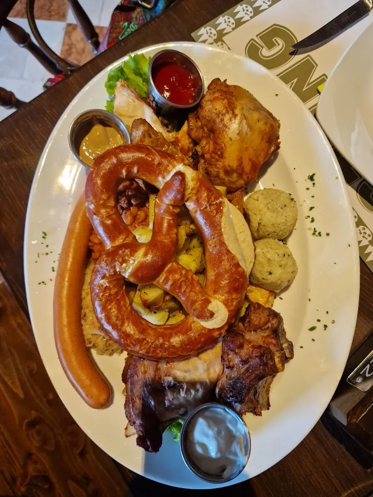 Alessandra Ruggiero_Bierstube Festung_Bussolengo_review