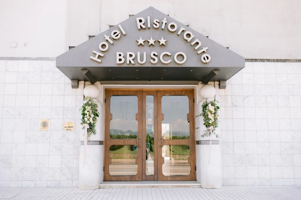 Hotel Ristorante Brusco restaurant in Caldierino-Rota