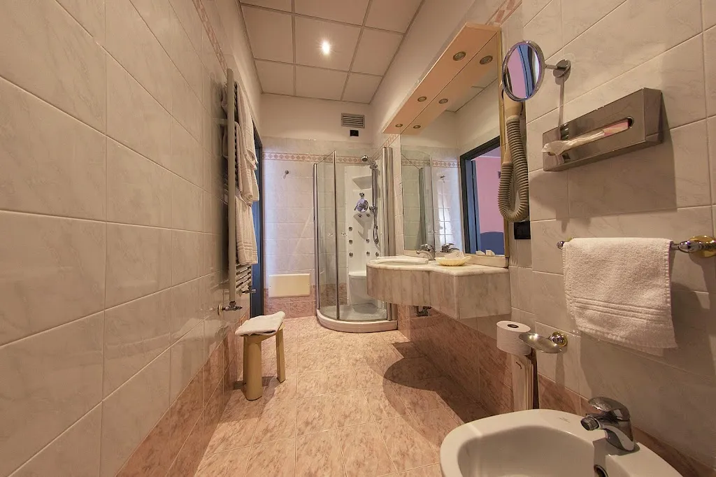 Hotel Ristorante Brusco_Caldierino-Rota_slider_image_3