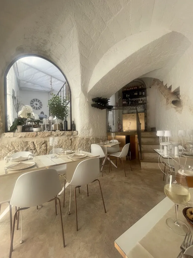 Ashleigh Potterill-Veltman_Al Cortiletto - Vino&Birra Ostuni_Ostuni_review