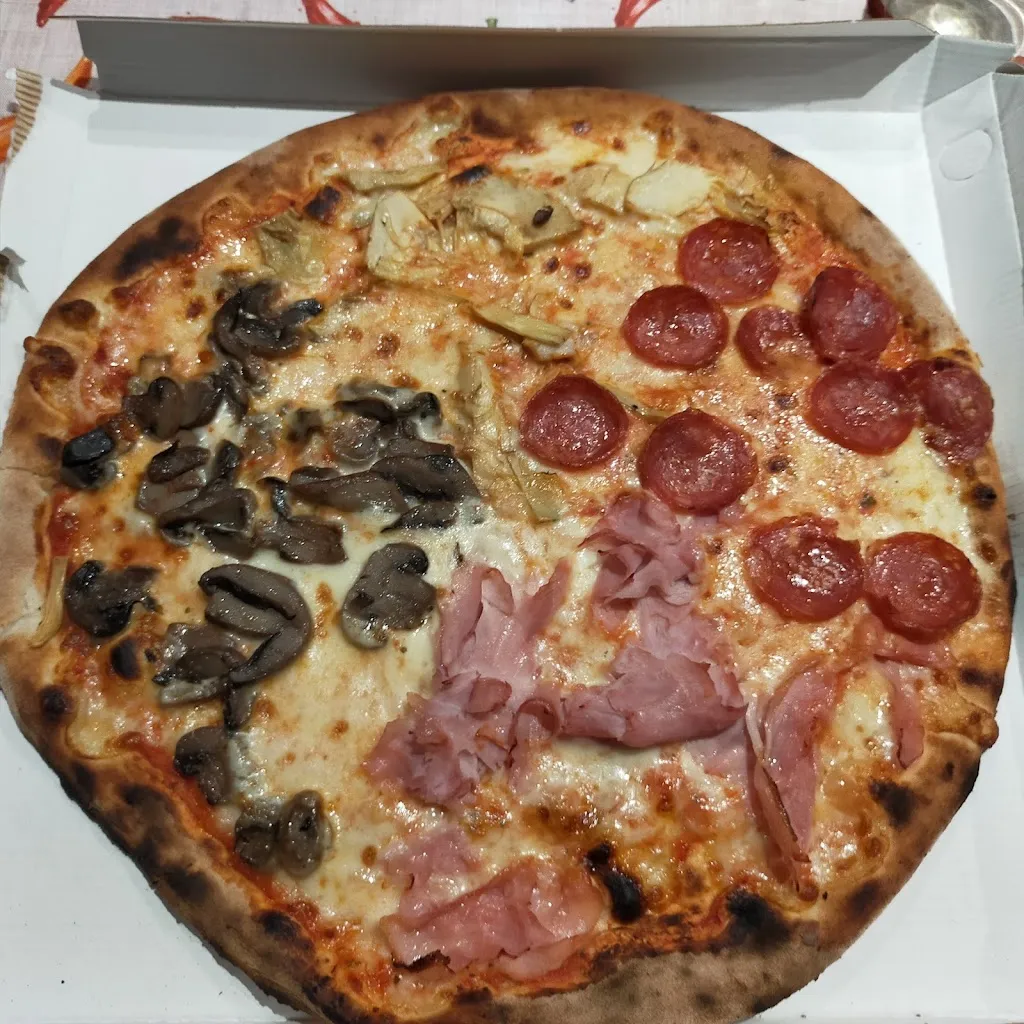 Pizzeria D'Asporto La Pizza del Cuore_Caldogno-Rettorgole-Cresole_slider_image_2