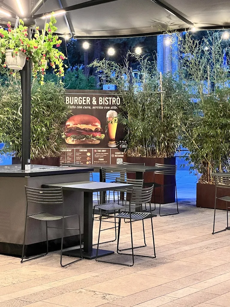 Bar Commercio Burger Bistro'_Ca' Savio_slider_image_1